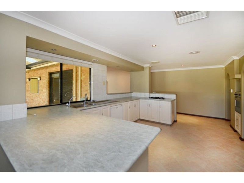 23 Felgate Place, Warwick WA 6024