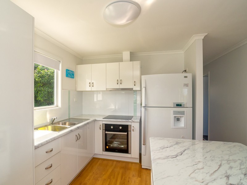 41 Murphy Street, Point Vernon QLD 4655