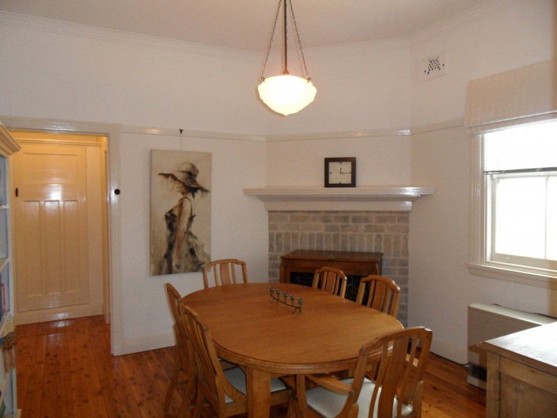 195 Byng Street, Orange NSW 2800