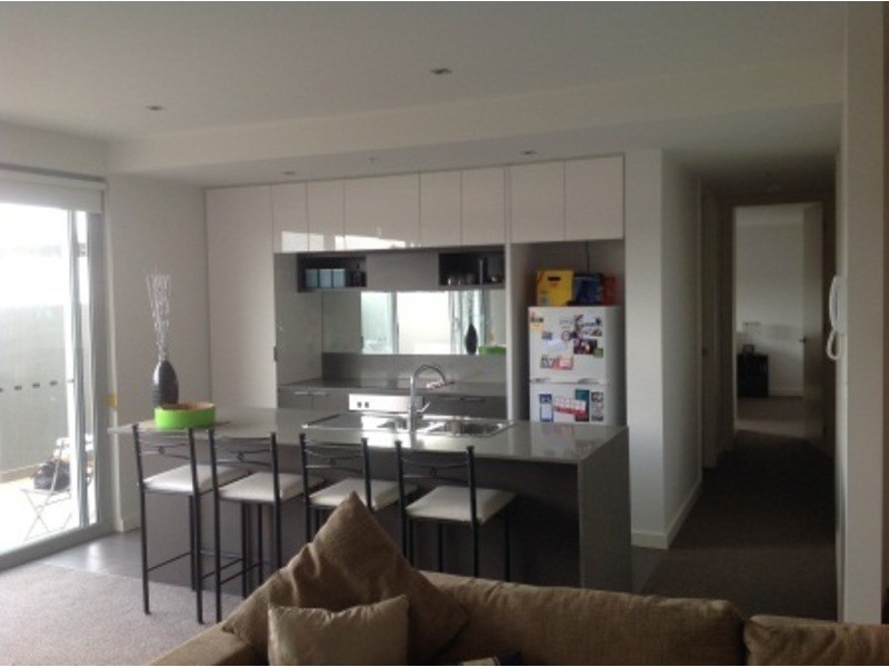 1/17 Eucalyptus Drive, Maidstone VIC 3012