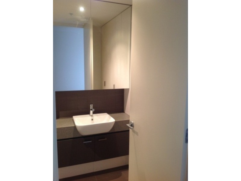 1/17 Eucalyptus Drive, Maidstone VIC 3012