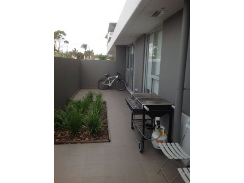 1/17 Eucalyptus Drive, Maidstone VIC 3012