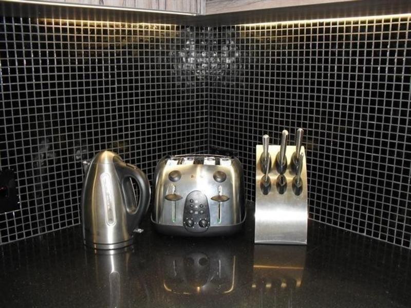 2/78 Bromley Street, Kangaroo Point QLD 4169