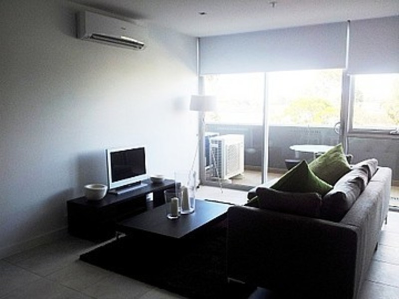 27/12 Crefden Street, Maidstone VIC 3012