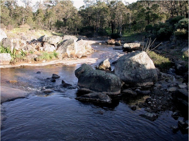 156 Loton Rd, Millendon WA 6056