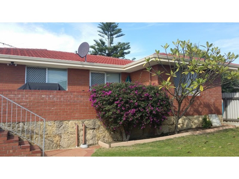 2A Whitton Street, Hamilton Hill WA 6163