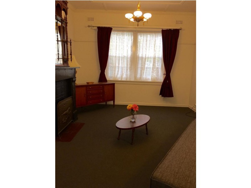 14 Ellerslie Place, Toorak VIC 3142