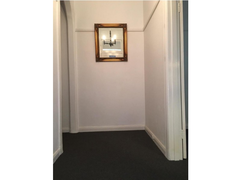 14 Ellerslie Place, Toorak VIC 3142