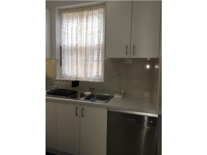 14 Ellerslie Place, Toorak VIC 3142