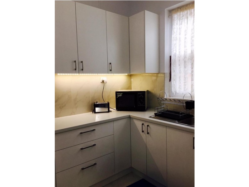 14 Ellerslie Place, Toorak VIC 3142