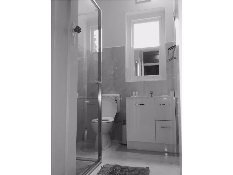 14 Ellerslie Place, Toorak VIC 3142