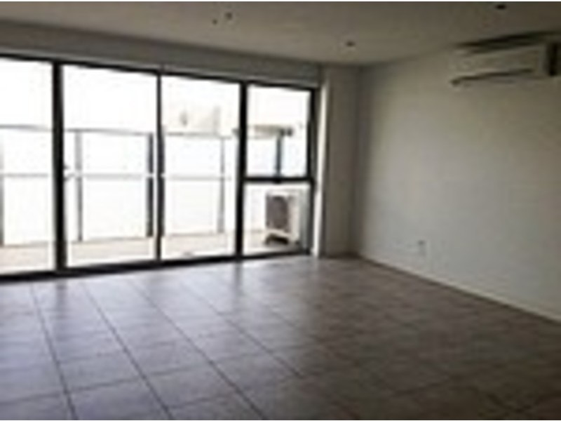 60/12 Crefden Street, Maidstone VIC 3012