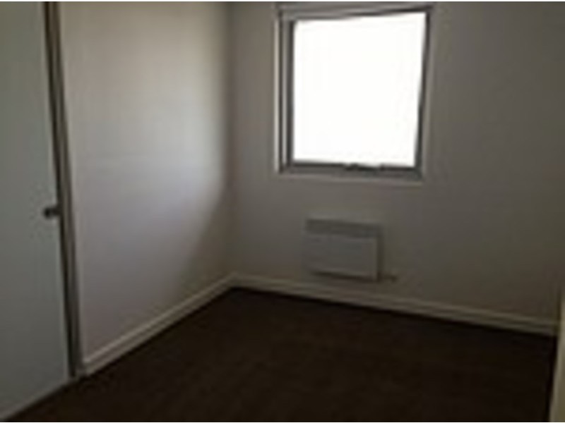 60/12 Crefden Street, Maidstone VIC 3012