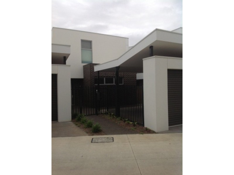 6 Ironbark Lane, Maidstone VIC 3012