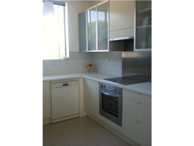 6/2 Angwin Street, East Fremantle WA 6158