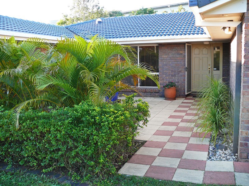 12 Taft Court, Stretton QLD 4116