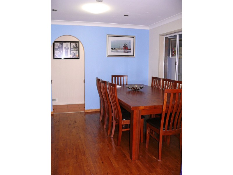 12 Taft Court, Stretton QLD 4116