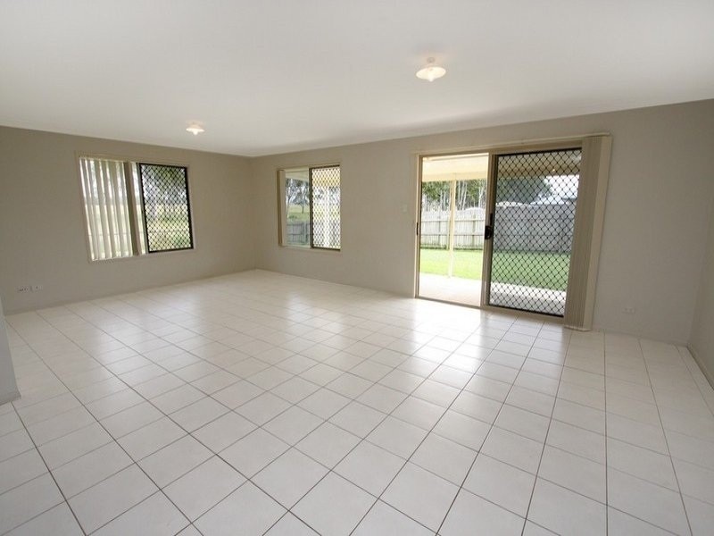 19 Titmarsh Circuit, Fernvale QLD 4306