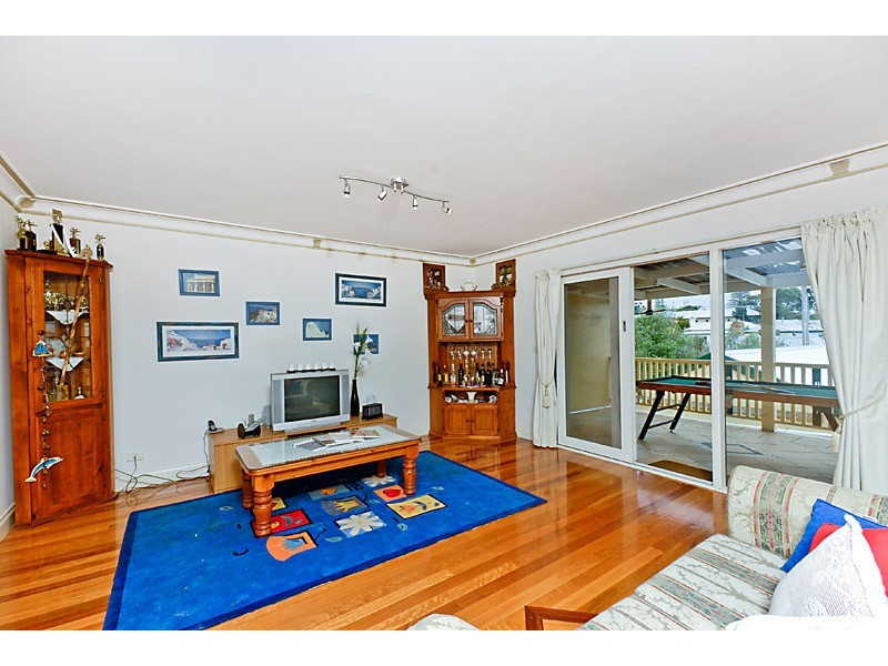 4 Gellibrand St, Queenscliff VIC 3225