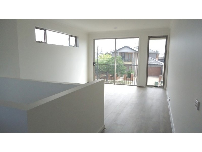 24 Cascade Terrace, Craigieburn VIC 3064