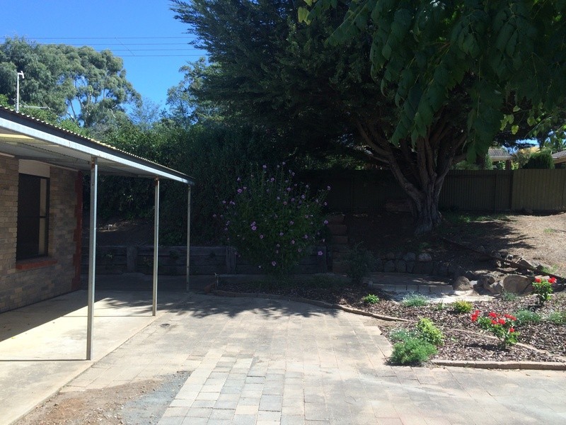 1 Manor Crescent, Mount Barker SA 5251
