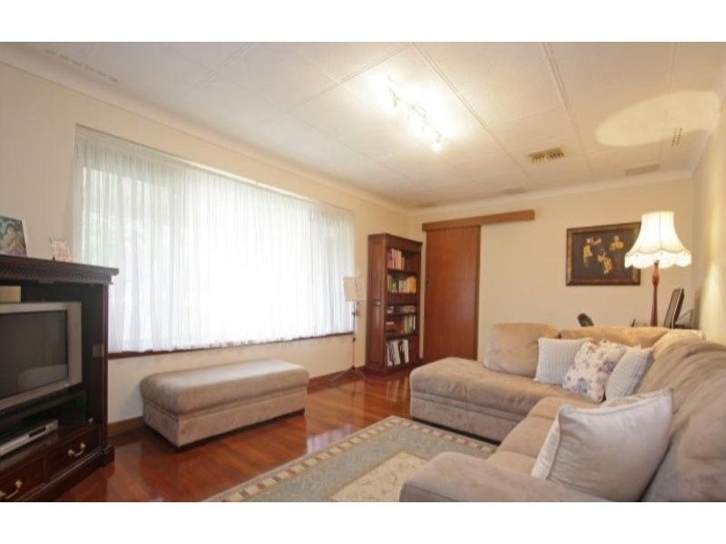 18 Ashington Street, Dianella WA 6059