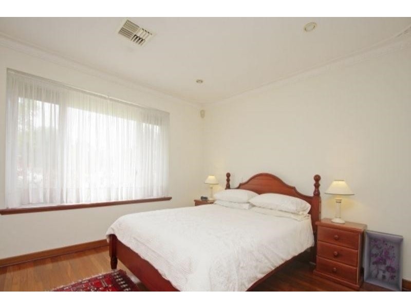 18 Ashington Street, Dianella WA 6059