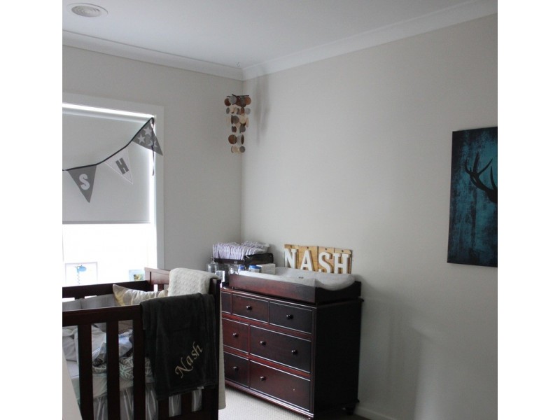 16 Faircroft Drive, Brookfield VIC 3338