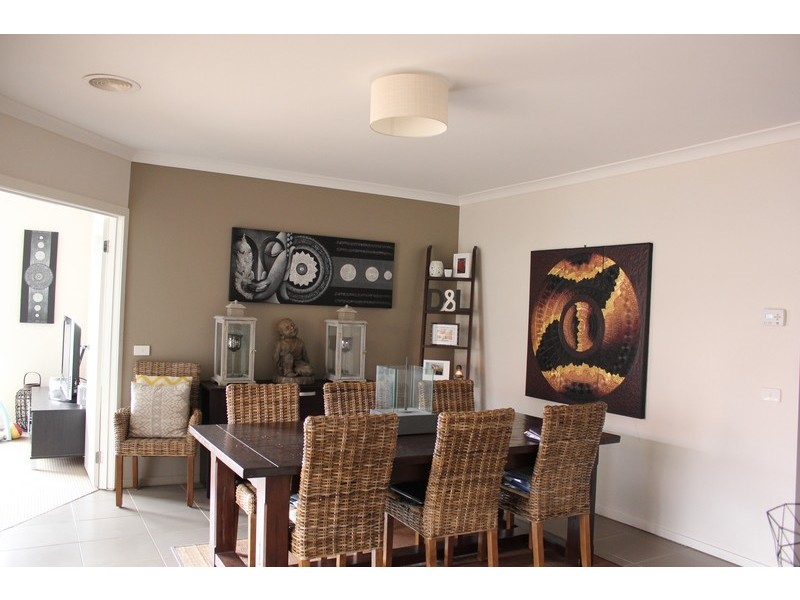 16 Faircroft Drive, Brookfield VIC 3338