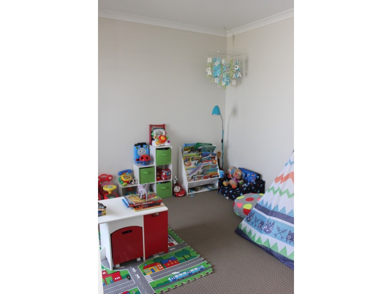 16 Faircroft Drive, Brookfield VIC 3338