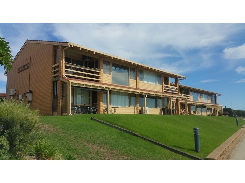 3/80 Military Road, Tennyson SA 5022