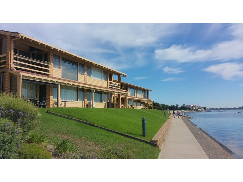 3/80 Military Road, Tennyson SA 5022