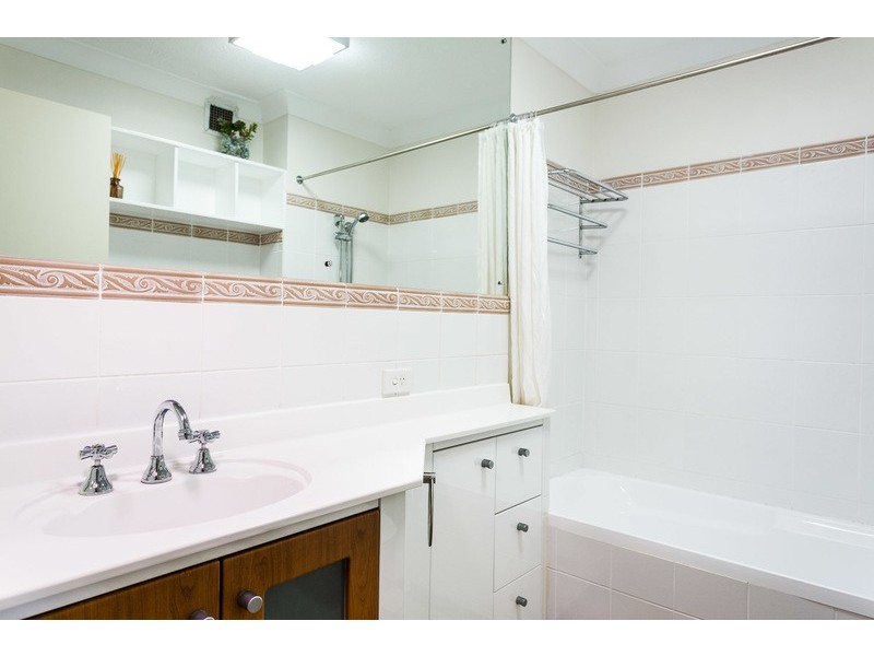 5/22 Wharf Road, Surfers Paradise QLD 4217