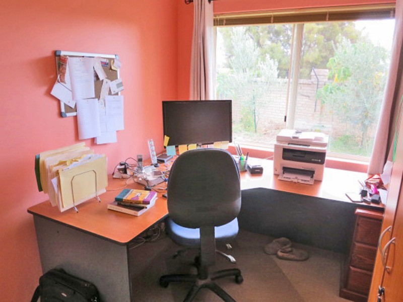 40A Cumberland Way, Waikiki WA 6169