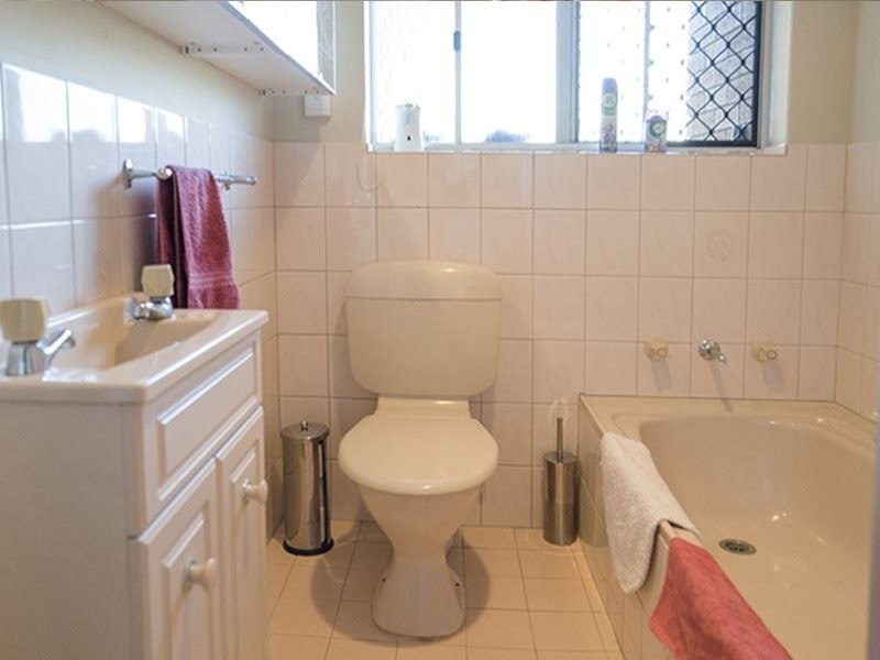 5 Noetia Court, Heathridge WA 6027