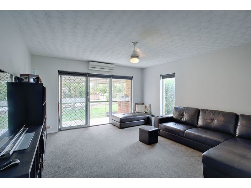 1/339 Cavendish Road, Coorparoo QLD 4151