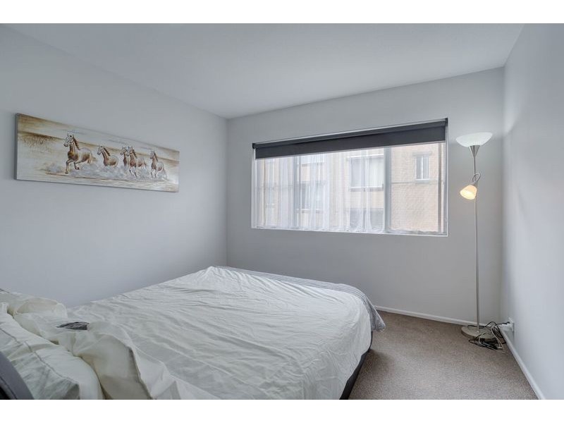 1/339 Cavendish Road, Coorparoo QLD 4151