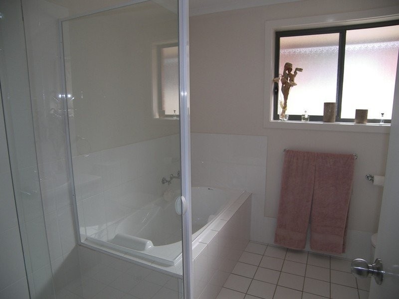 27  Banff St, Burton SA 5110