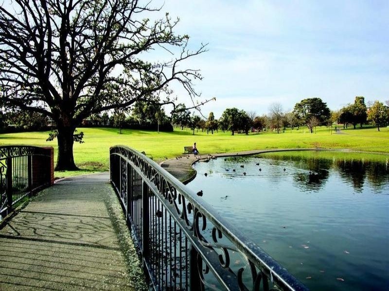 218/712 Station Street, Box Hill VIC 3128