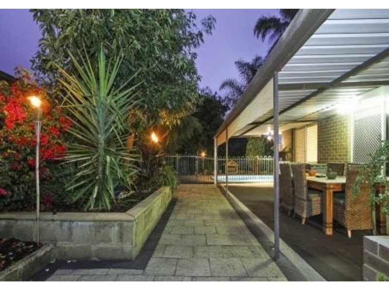 13 Mason Road, Kalamunda WA 6076