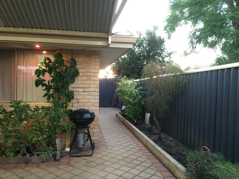 2/59 Wandarrie Avenue, Yokine WA 6060