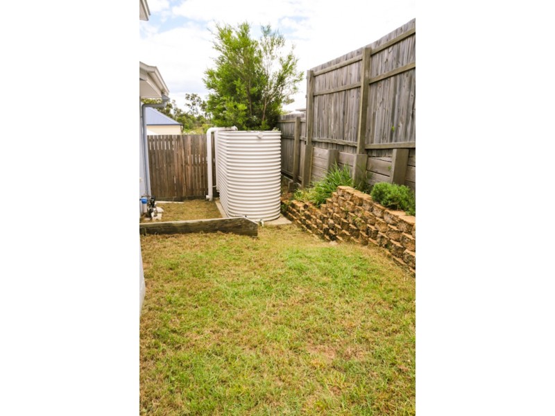 5 Zenith Way, Springfield Lakes QLD 4300