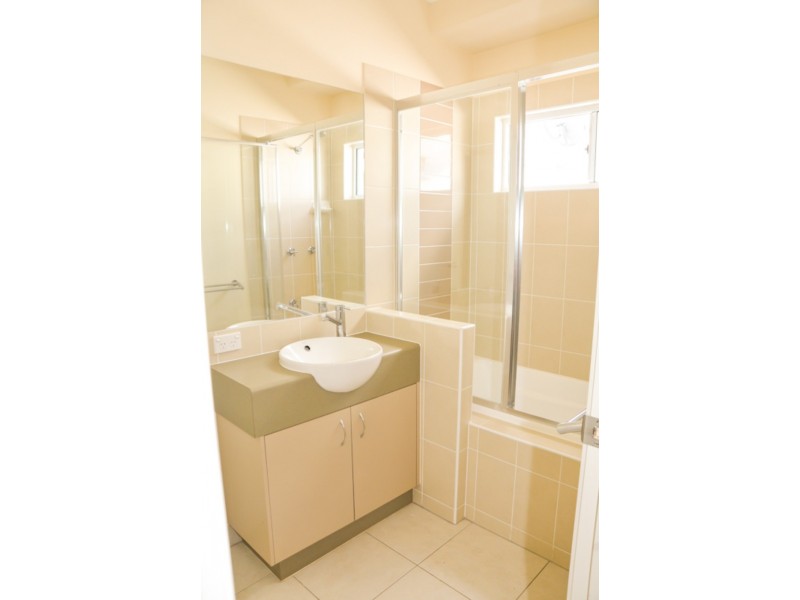 5 Zenith Way, Springfield Lakes QLD 4300