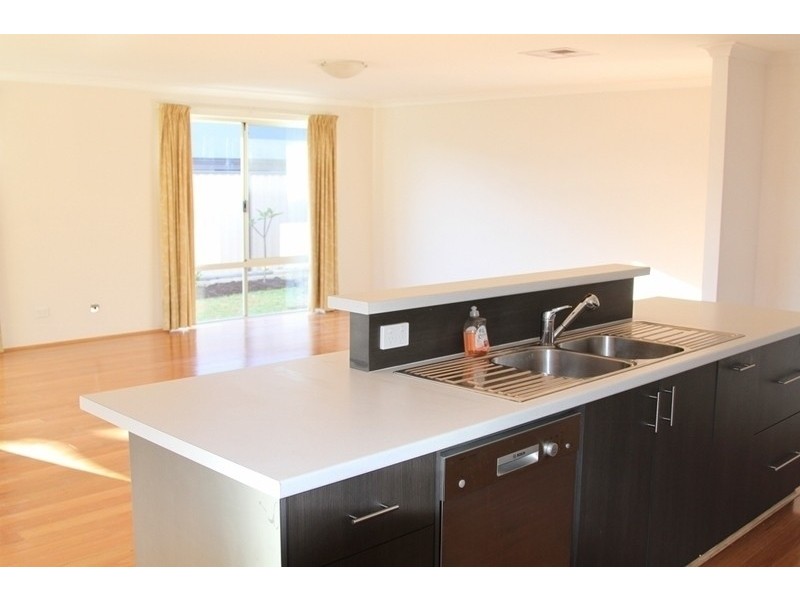 47 Belmore Bend, Aubin Grove WA 6164