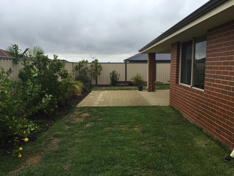 47 Belmore Bend, Aubin Grove WA 6164