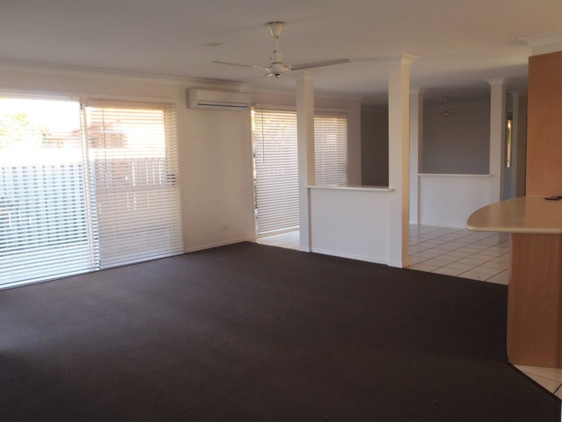 3 Eugene Drive, Varsity Lakes QLD 4227