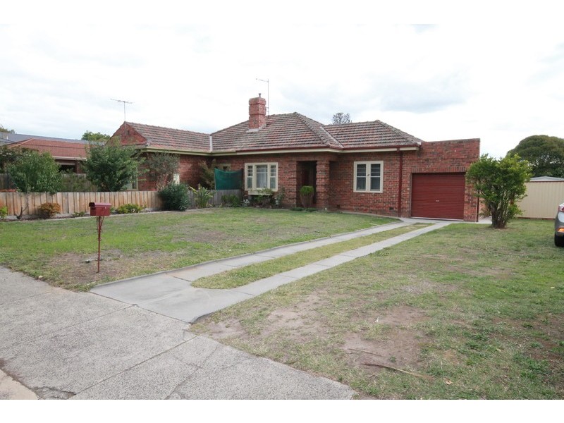 9  Langford Street, Surrey Hills VIC 3127