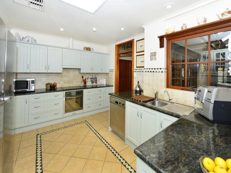 98 Seaview Road, Golden Grove SA 5125