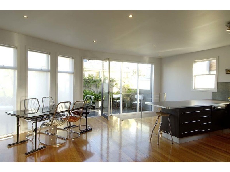 2/32 Glass Street, Richmond VIC 3121