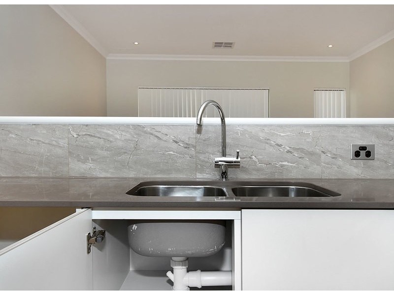 86 Mullaloo Drive, Kallaroo WA 6025